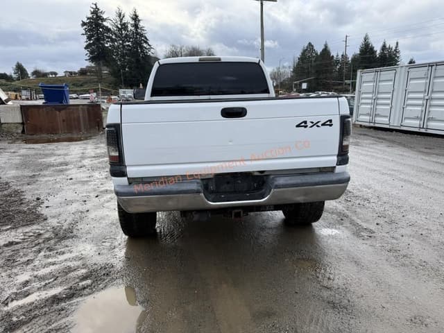 Image of Dodge Ram 2500 equipment image 4