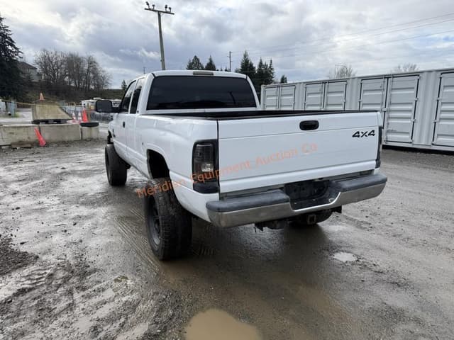 Image of Dodge Ram 2500 equipment image 3