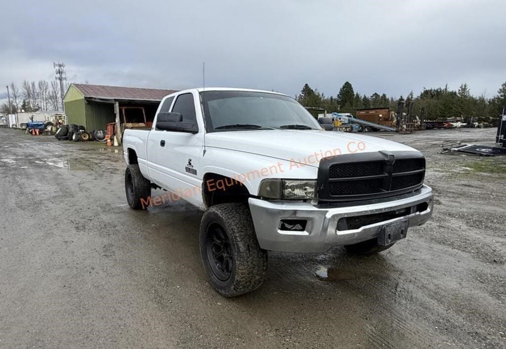 2000 Dodge Ram 2500 Equipment Image0