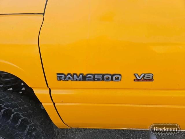 Image of Dodge Ram 2500 equipment image 1