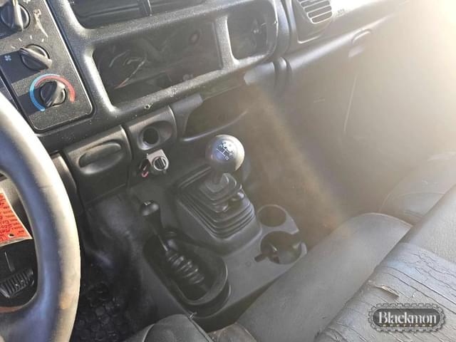 Image of Dodge Ram 2500 equipment image 4