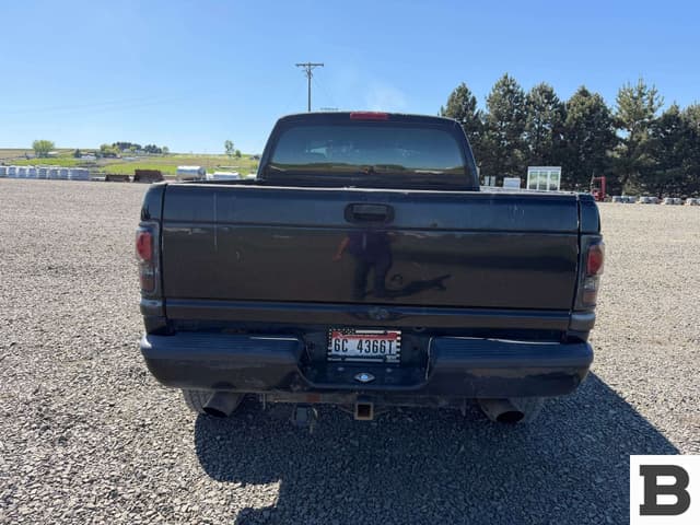 Image of Dodge Ram 2500 equipment image 3
