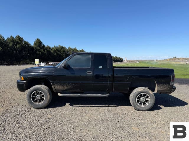 Image of Dodge Ram 2500 equipment image 1