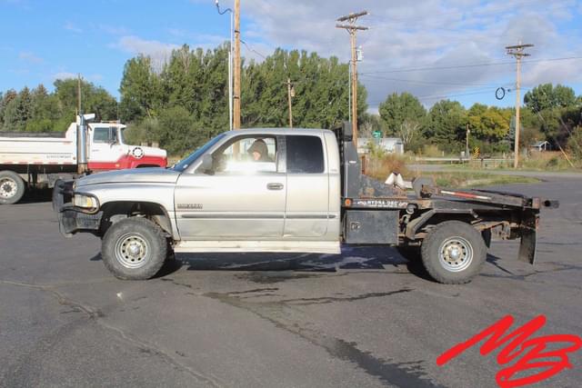 Image of Dodge Ram 2500 equipment image 1