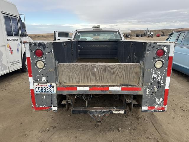 Image of Dodge Ram 2500 equipment image 4