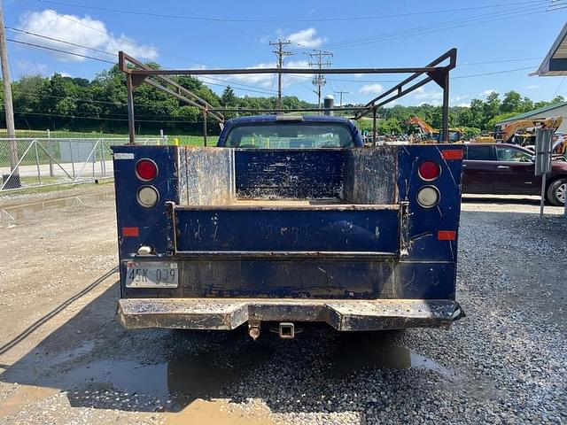 Image of Dodge Ram 2500 equipment image 3