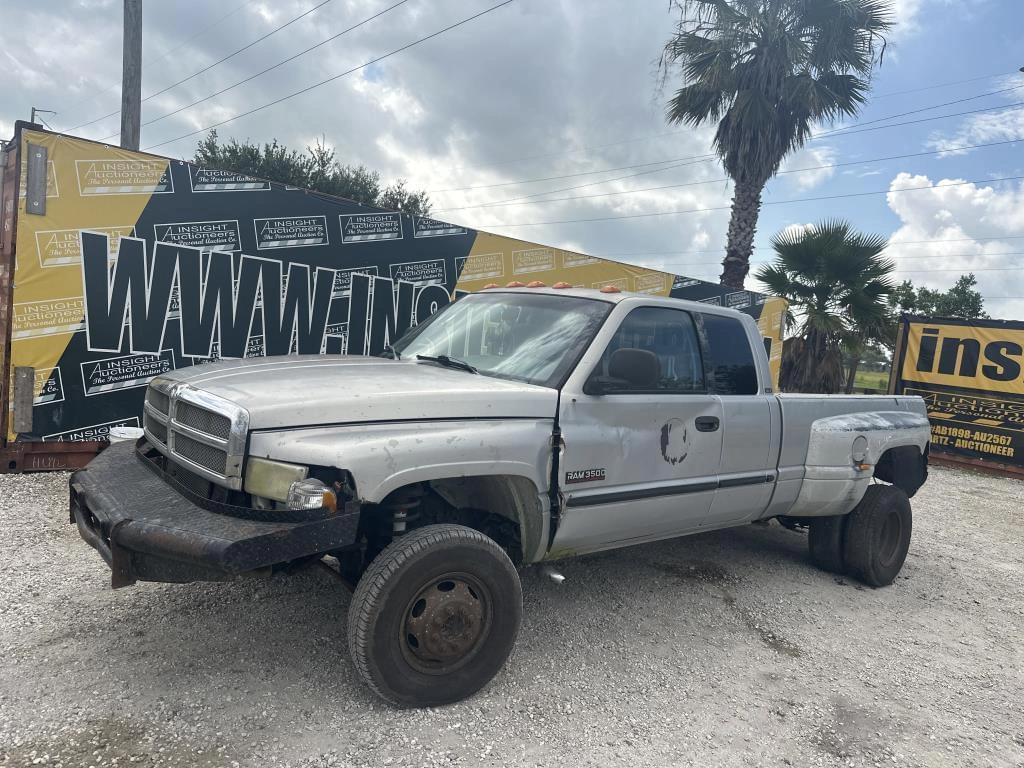 Image of Dodge Ram 3500 Primary image