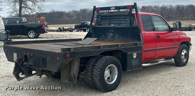 Image of Dodge Ram 3500 equipment image 4