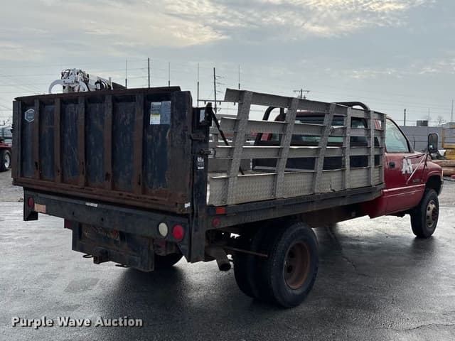 Image of Dodge Ram 3500 equipment image 4