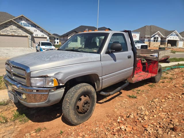 Image of Dodge Ram 3500 equipment image 1