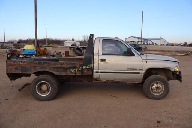 Image of Dodge Ram 3500 equipment image 1