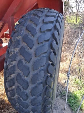 Image of E-Z Trail 500 equipment image 2