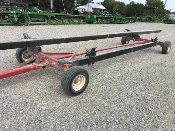 2000 E-Z Trail 672 Equipment Image0