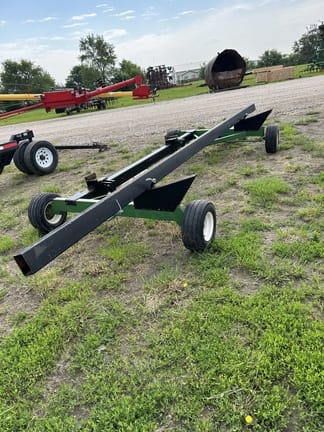 Main image E-Z Trail 680