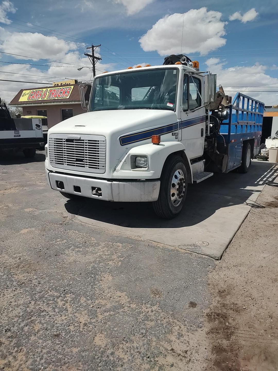 Image of Freightliner FL60 Primary image