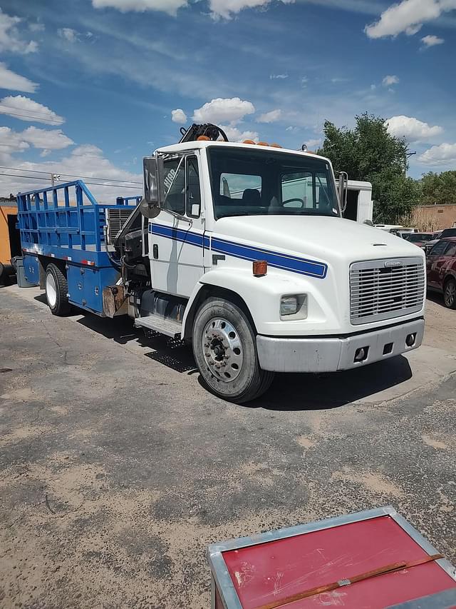Image of Freightliner FL60 equipment image 1