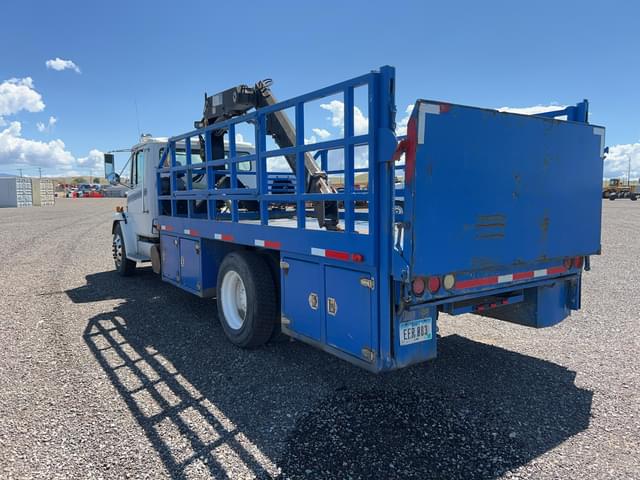 Image of Freightliner FL-60 equipment image 2