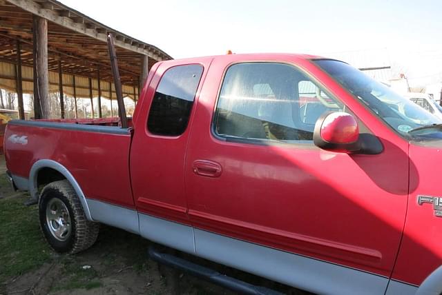 Image of Ford F-150 equipment image 3