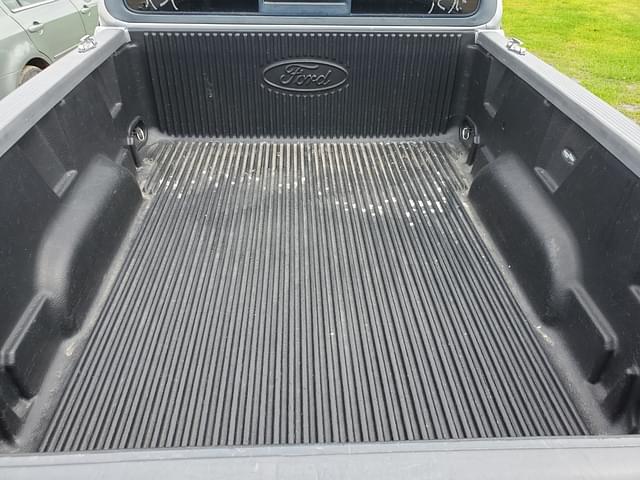 Image of Ford F-150 equipment image 4