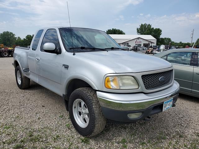 Image of Ford F-150 equipment image 1