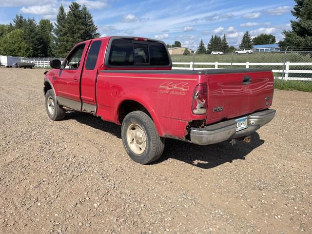 Image of Ford F-150 equipment image 2
