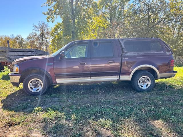 Image of Ford F-150 equipment image 1