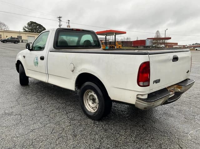 Image of Ford F-150 equipment image 2