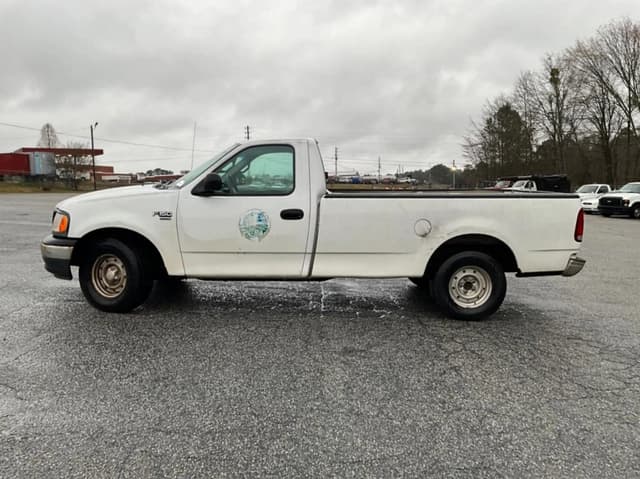 Image of Ford F-150 equipment image 1