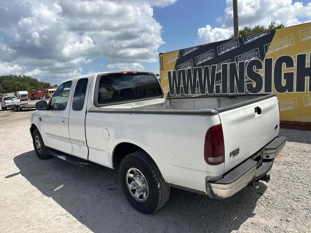 Image of Ford F-150 equipment image 1