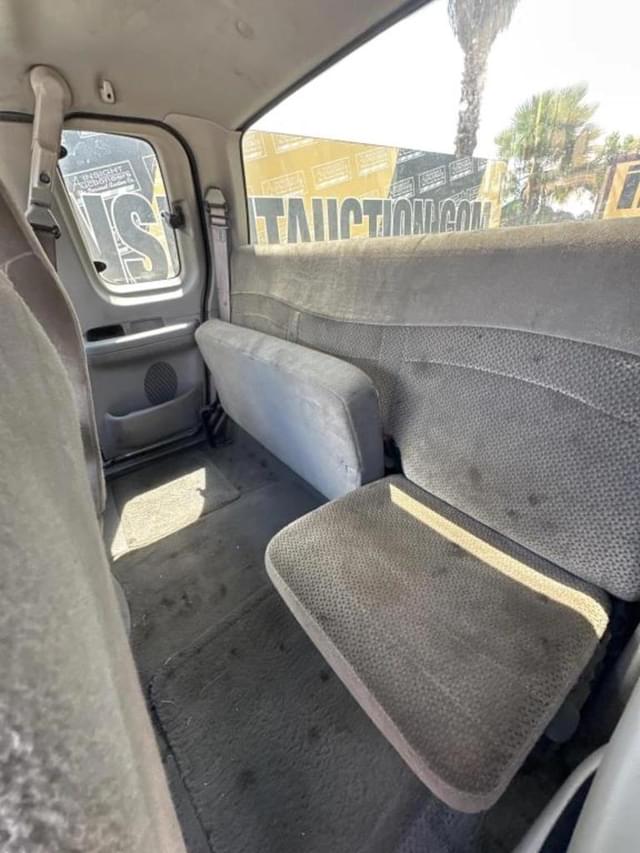 Image of Ford F-150 equipment image 4