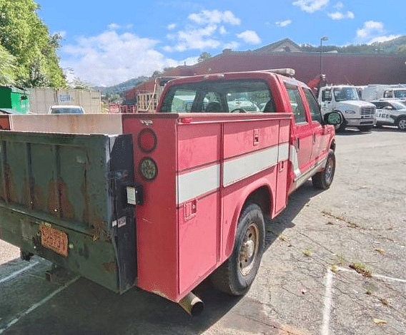 Image of Ford F-250 equipment image 3