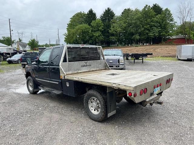 Image of Ford F-250 equipment image 3