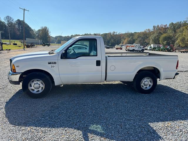 Image of Ford F-250 equipment image 1