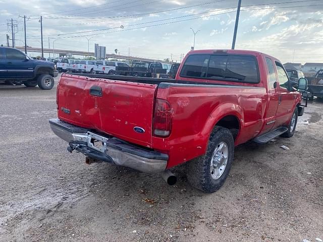 Image of Ford F-250 equipment image 4