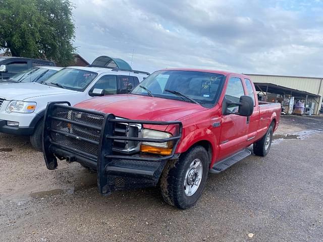 Image of Ford F-250 equipment image 1