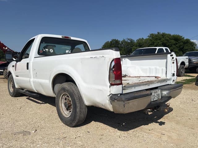 Image of Ford F-250 equipment image 2