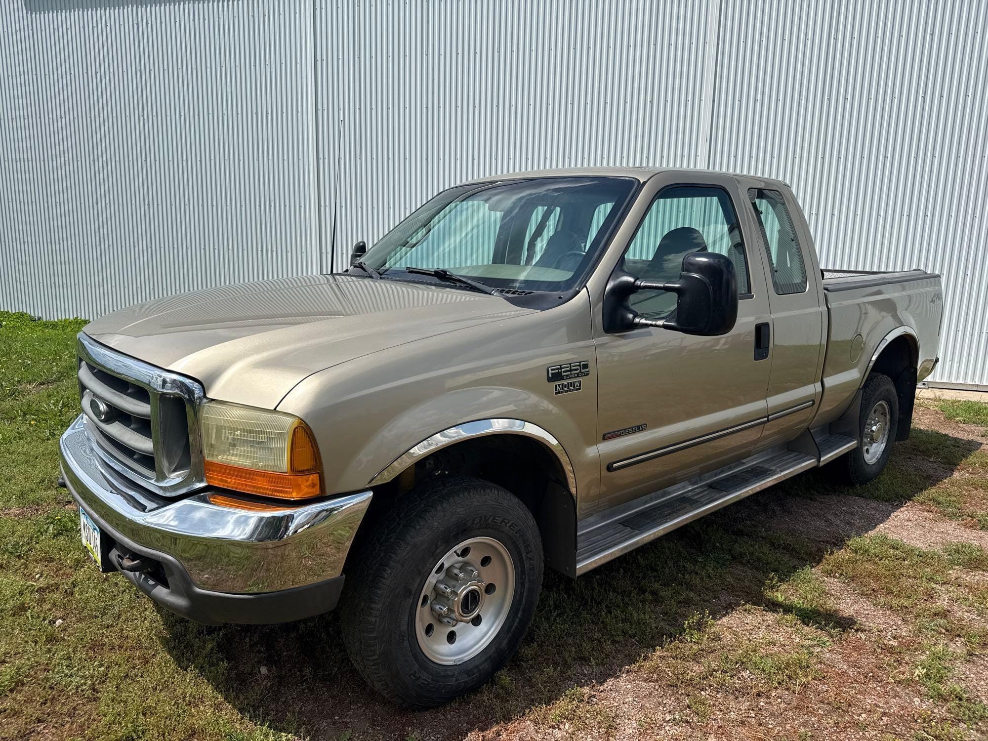 2000 Ford F-250 Equipment Image0