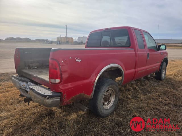 Image of Ford F-250 equipment image 3