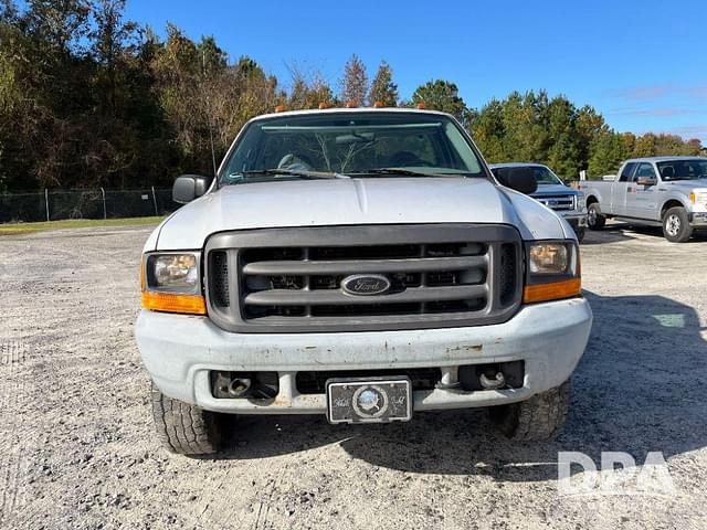 Image of Ford F-250 equipment image 1