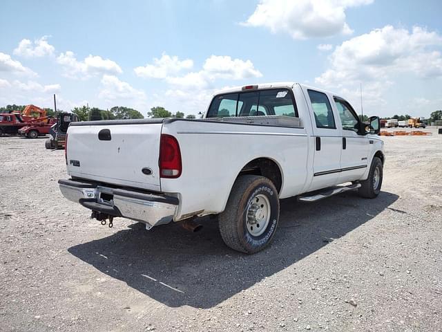 Image of Ford F-250 equipment image 4