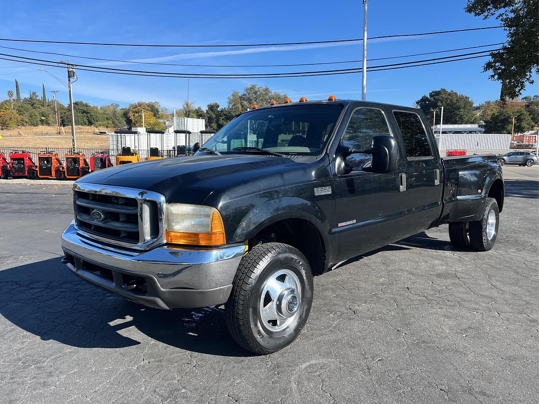 Image of Ford F-350 Primary image