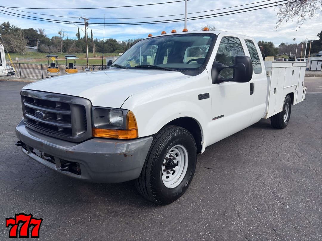 Image of Ford F-350 Primary image