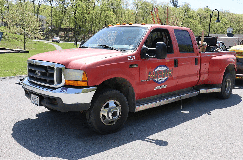 Image of Ford F-350 Primary image