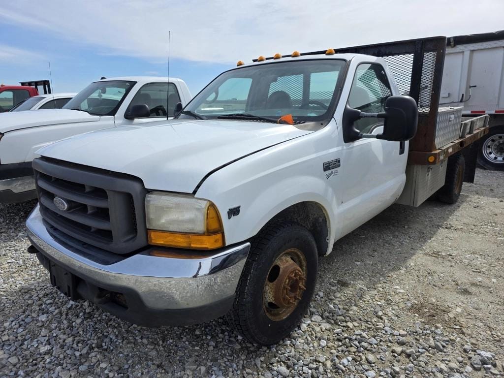 2000 Ford F-350 Equipment Image0
