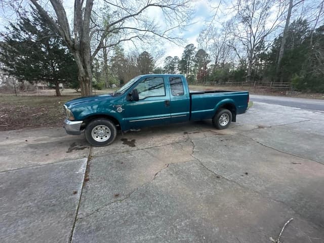 Image of Ford F-350 equipment image 1