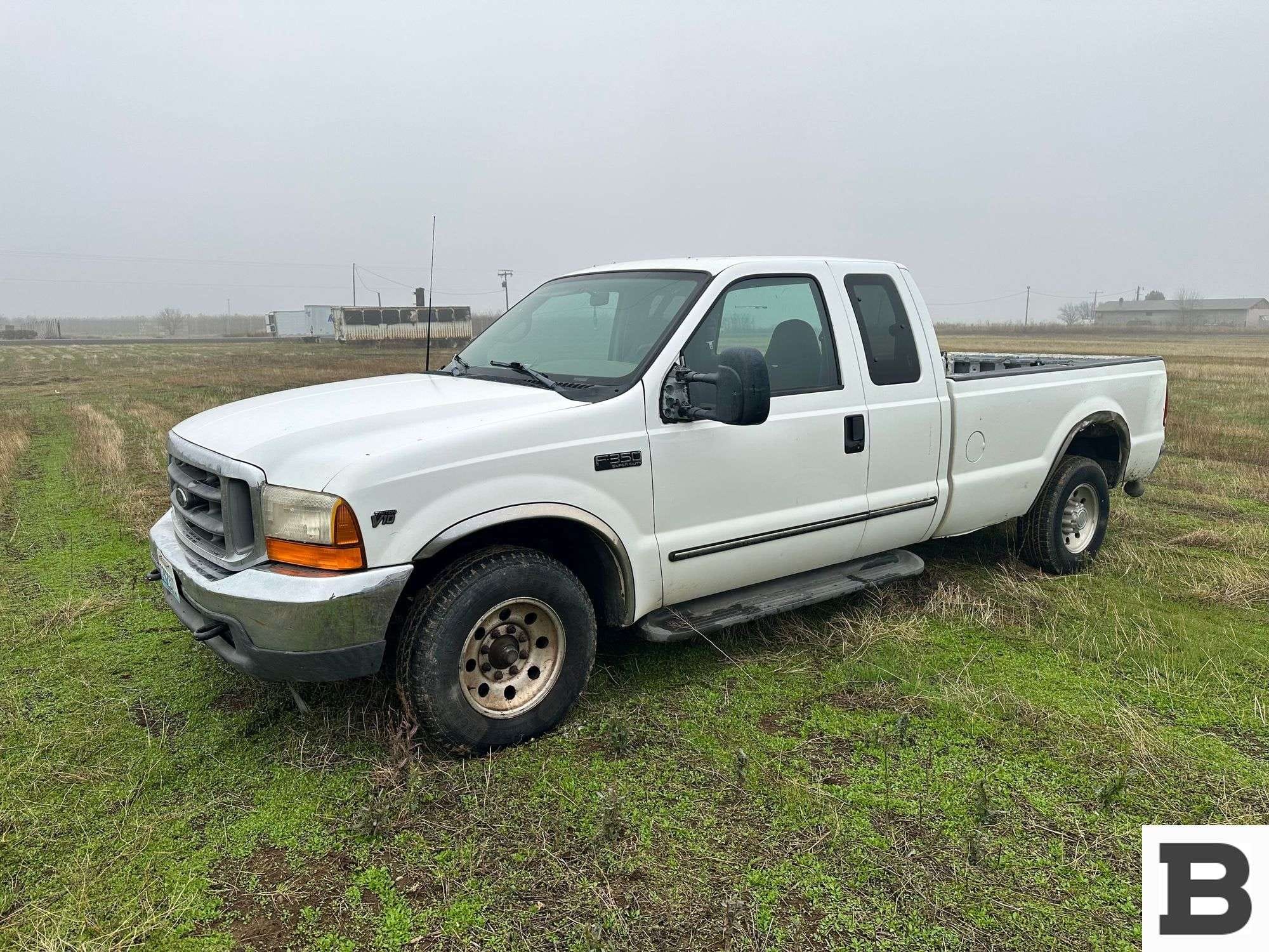2000 Ford F-350 Equipment Image0