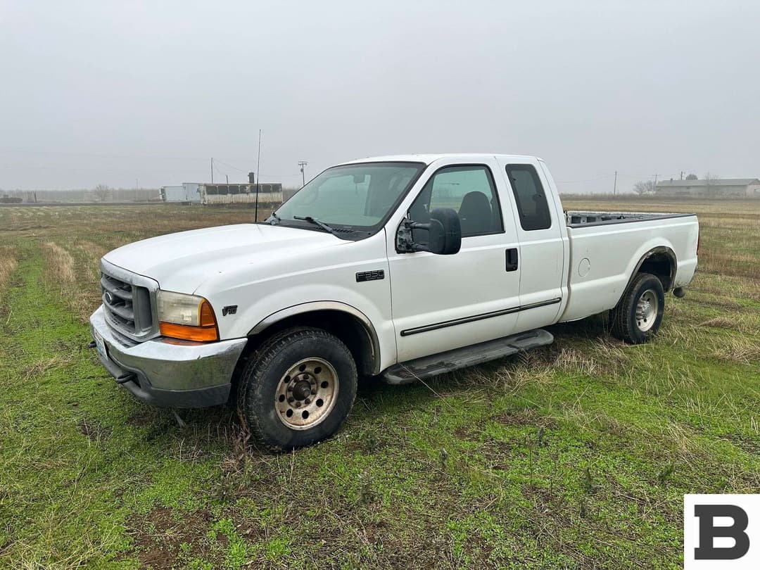Image of Ford F-350 Primary image