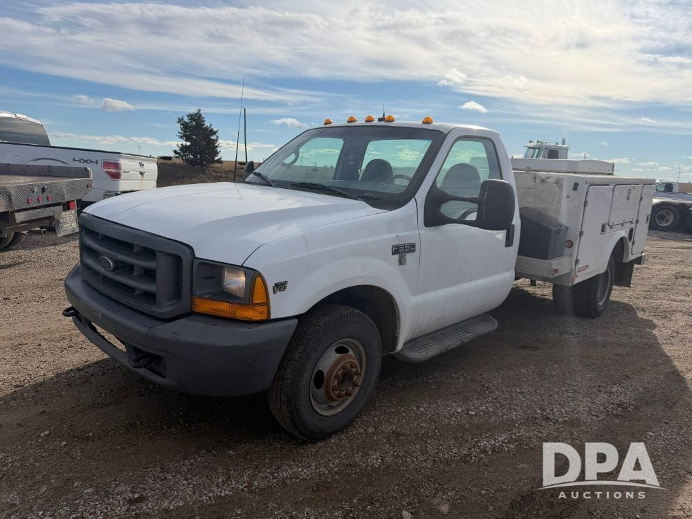 2000 Ford F-350 Equipment Image0