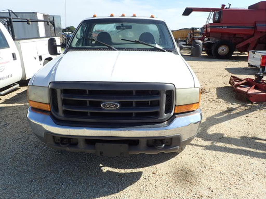 Image of Ford F-350 Primary image