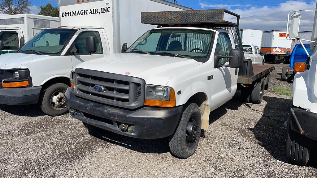 Image of Ford F-350 Primary image